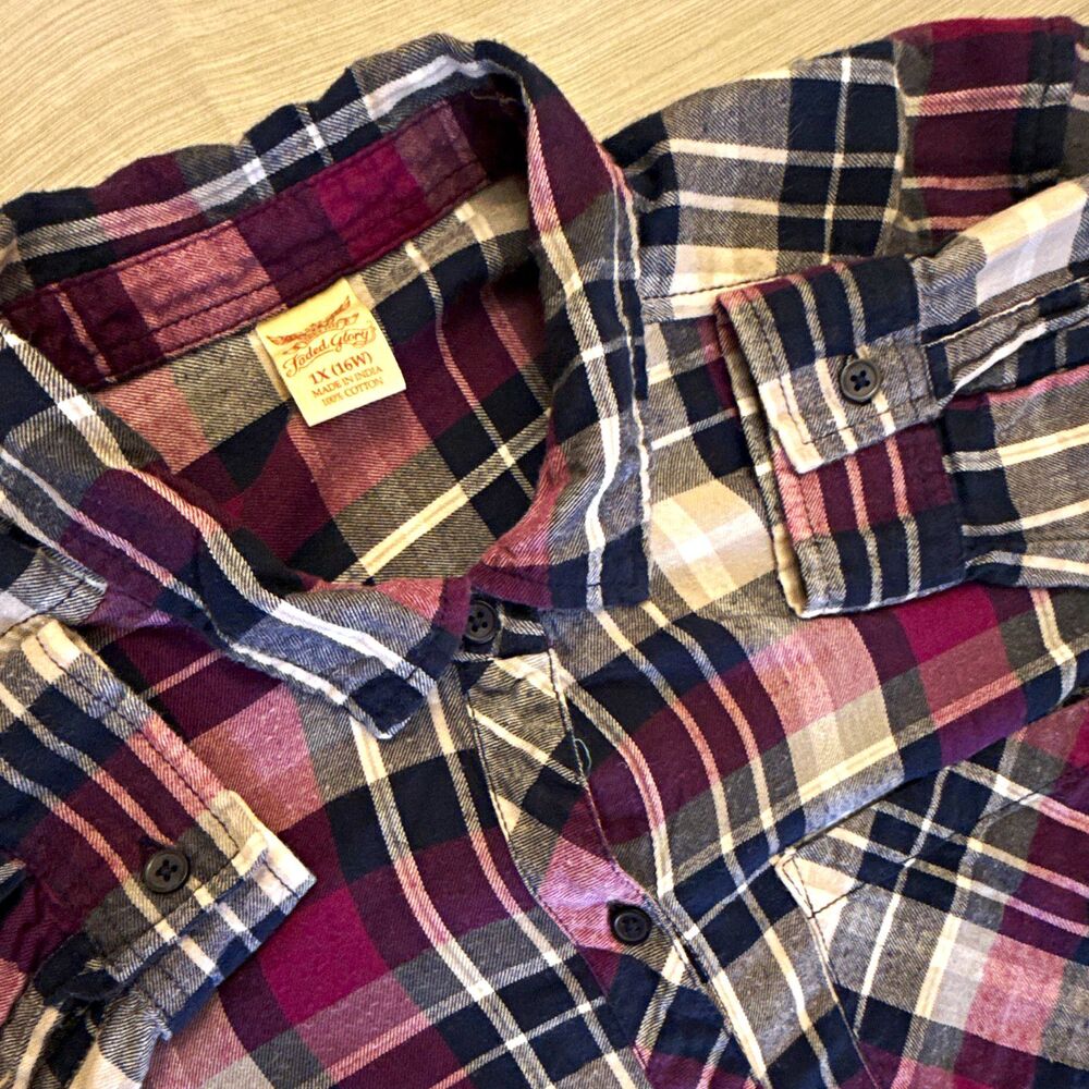 Faded Glory Women’s 1X/16W Purple Plaid Flannel Button-Up Shirt Pockets Preppy
